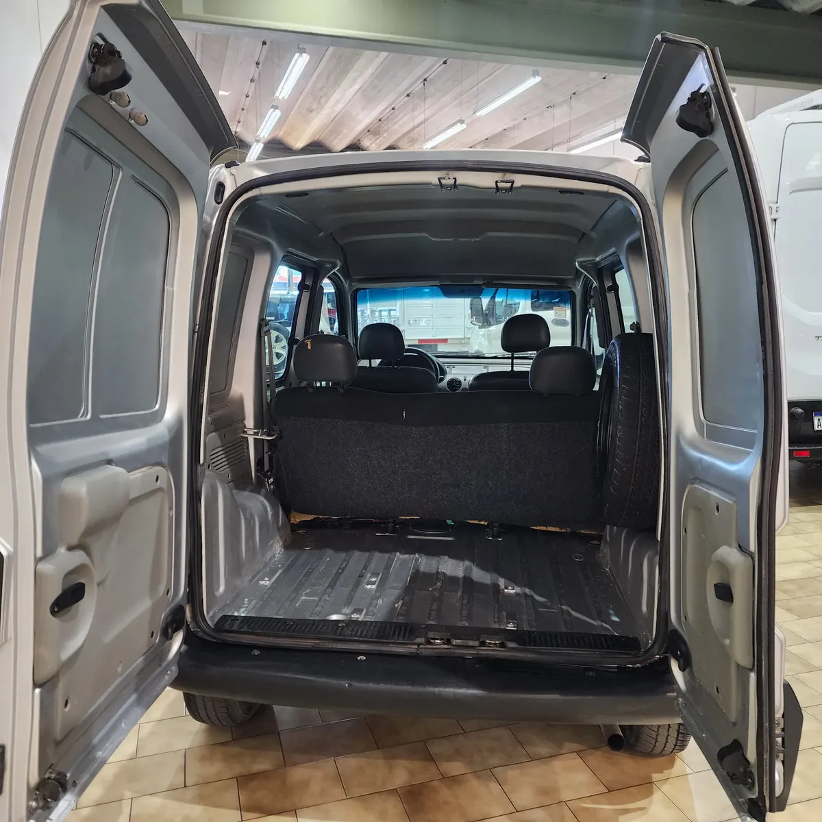Renault Kangoo 1.6 2 Furgon Confort 5as Lc Cd523994563137382407