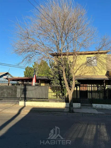 Casa En Venta Bombero Garrido De 4 Dorm. En Curicó