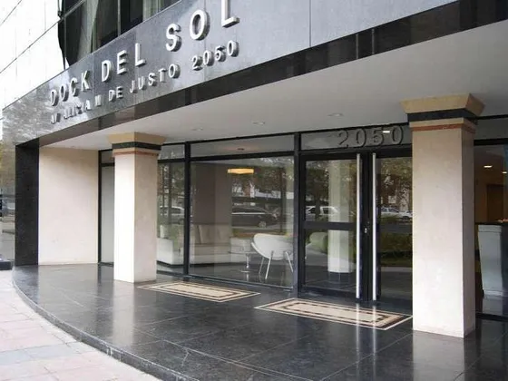 Venta De Oficina Con Renta  Dock Del Sol