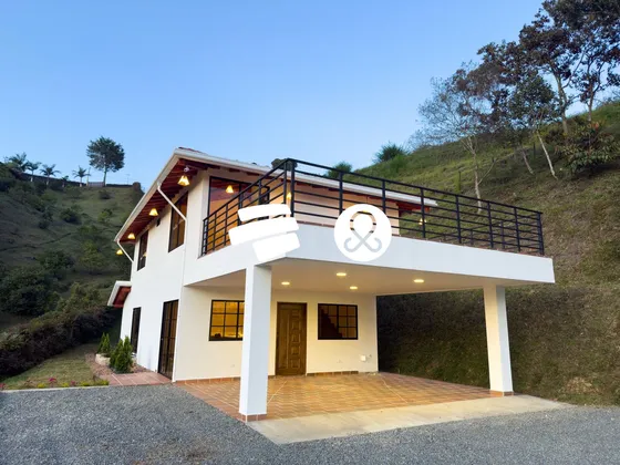 Casa Campestre En Venta San Vicente Ferrer 2 Habitaciones