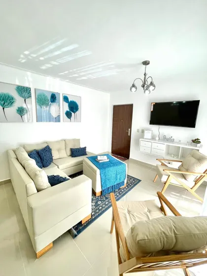 Apartamento En Alquiler Amueblado  Av. Hispanoamericana Santiago 3 Habitaciones