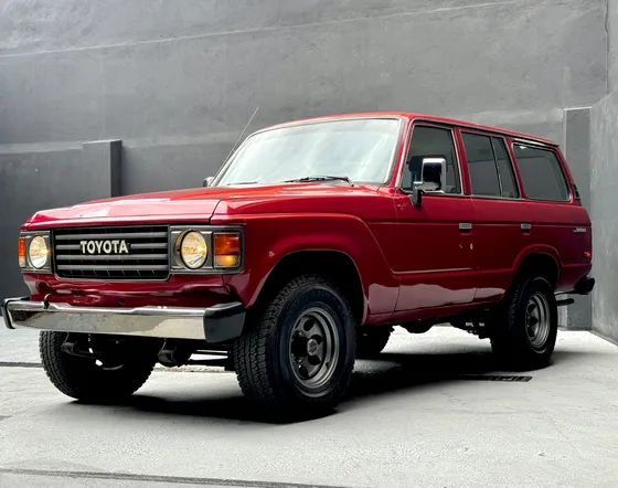 Toyota Land Cruiser 4.2 Fj60