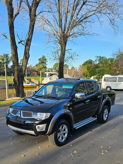 Mitsubishi L200 Cab Doble 4wd Sportero Di-d Common Rail