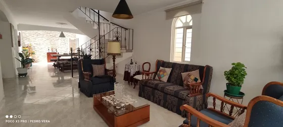 Espectacular Casa!!