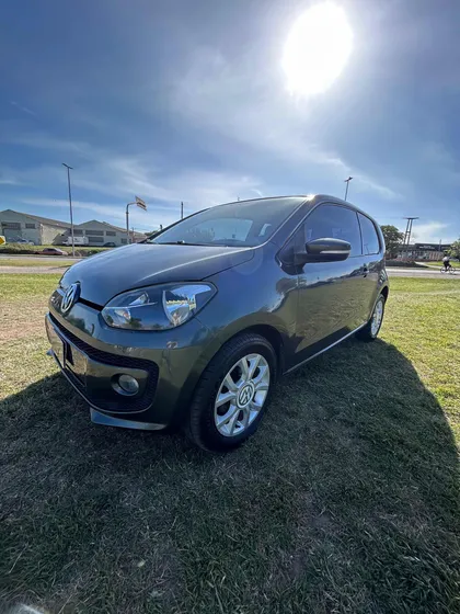 Volkswagen Up! 1.0 High Up! 75cv