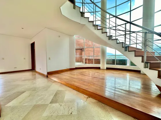 Apartamento En Venta En Medellín - Laureles Cod 67194