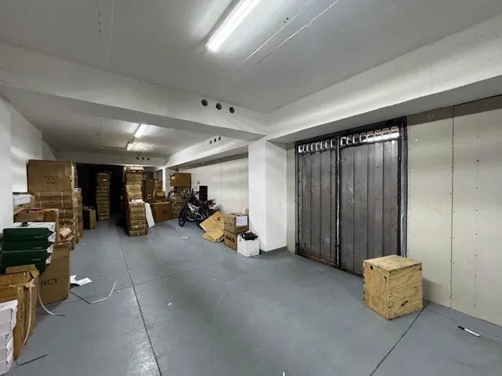 Bodega En Metro Ula, Estación Central
