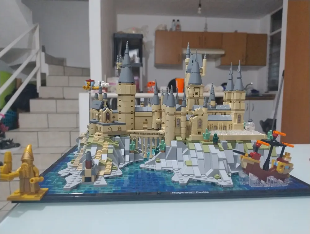 LEGO 76419 Harry Potter™ - Castelo e Terrenos de Hogwarts | Frete
