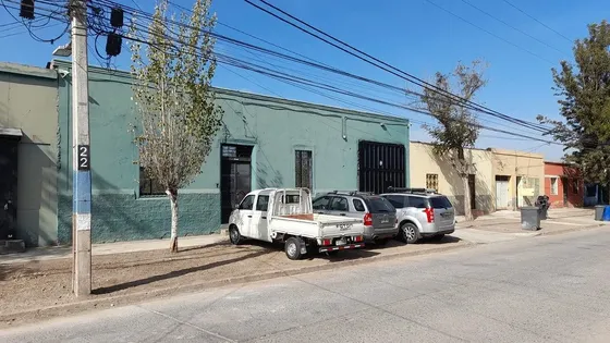 Casa Con Amplio Terreno Y Galpón La Cisterna