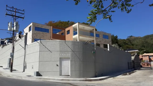 Sky Group Elite Vende Casa Urb. Prebo Iii Calle 127a, Valencia
