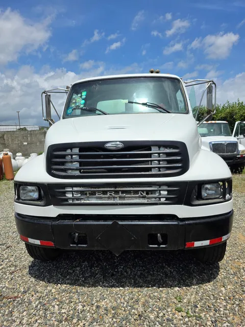 Camión Cisterna De Glp Sterling M7500 Año 2001 En Venta