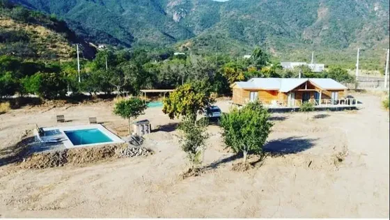 Parcela 5.000 M2 Con 2 Casas Ubicadas En Condominio