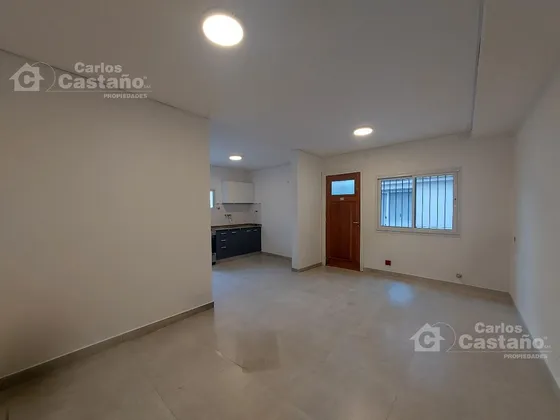 Ph 2 Amb. A Estrenar Con Patio, A 3/c De Av. Santa Fe