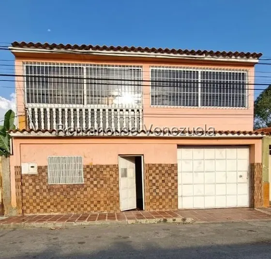 Ana Karina Molleja Vende Casa Dúplex Zona Oeste Barquisimeto, Lara /akm