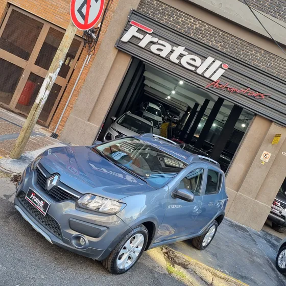 Renault Sandero Stepway 1.6 Dynamique 105cv