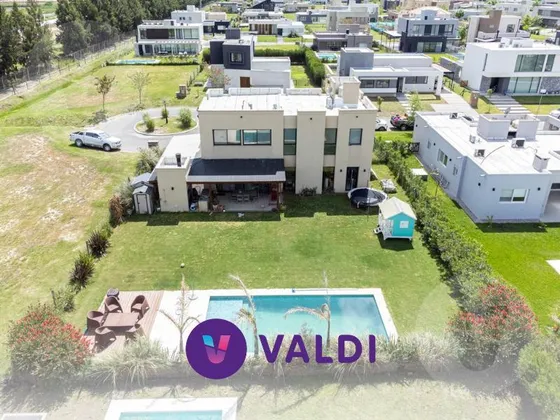 Casa En Venta - Barrio Santa Inés, Canning