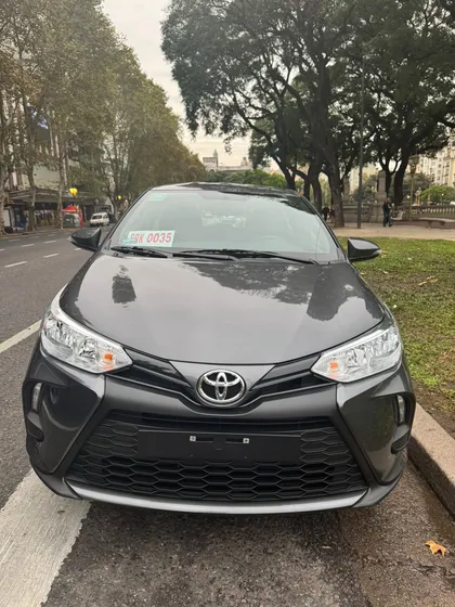 Toyota Yaris 1.5 107cv Xs Cvt