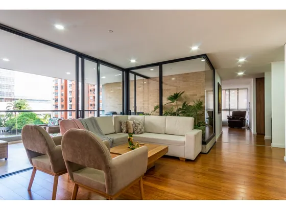 Apartamento En Venta En Santamaría De Los Ángeles, Medellín
