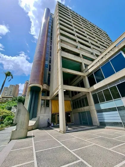 Vendo Oficina De 58m2 Bella, Excelente Ubicación Colinas De Bello Monte