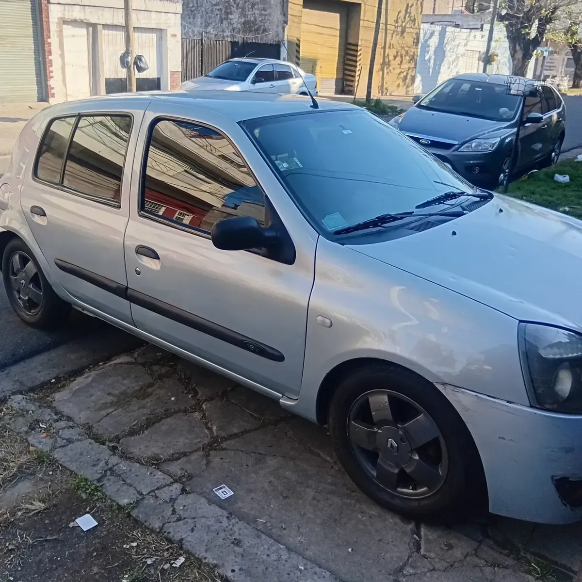 Renault Clio 1.2 F2 Athentique Aa
