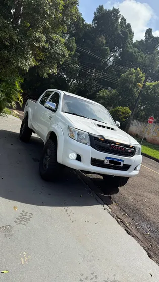 Toyota Hilux 3.0 Srv Cab. Dupla 4x4 Aut. 4p