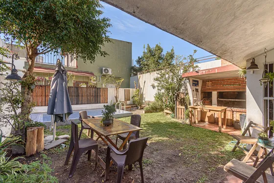 Ph. 4 Ambientes. Entrada Independiente. Patio. Pileta. Villa Urquiza.