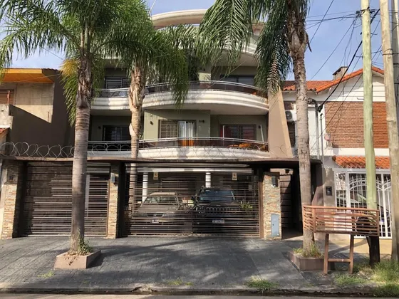Oportunidad Venta Departamento 3 Ambientes Con Cocheras