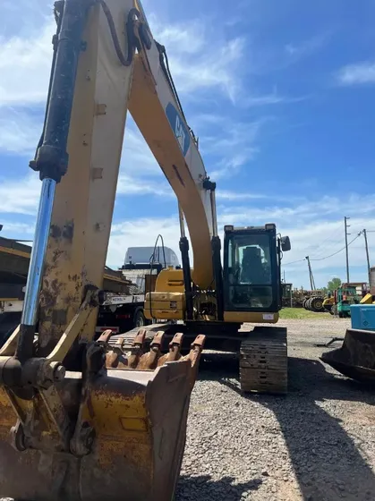 Excavadora Caterpillar 320dl 2011 Con 14800 Horas
