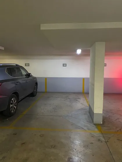 Arriendo Estacionamiento En Las Condes - Escandinavia 432