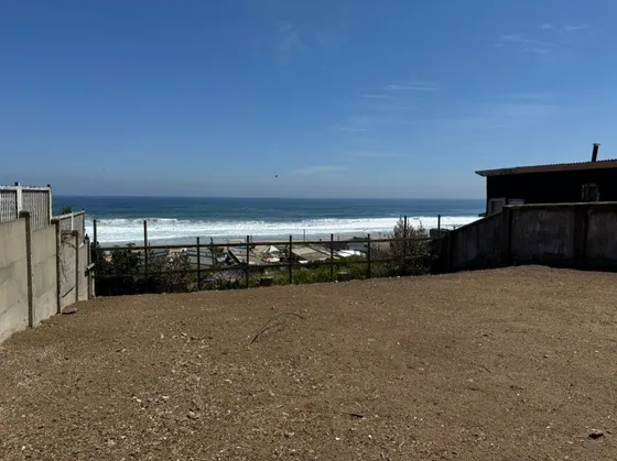 Sitio Con Vista Al Mar 