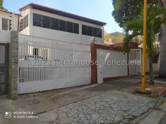 Casa Quinta De Dos Niveles En Las Mejores Zonas De Valencia La Trigaleña  23-25395
