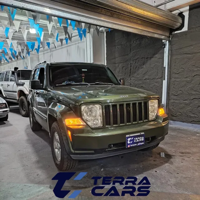 Jeep Cherokee Kk Laredo