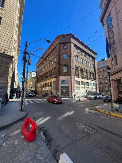 Venta Edificio Oficina Con Renta En Valparaíso Id 76.490-inv