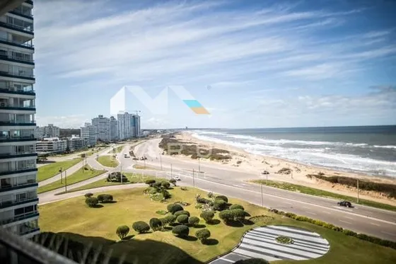 Departamento  En Alq. Temporario En Playa Brava, Punta Del Este, Punta Del Este / Maldonado