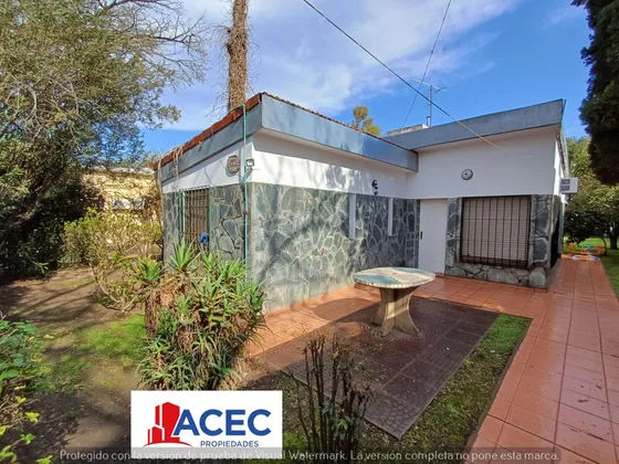 Alquiler -casa - Funes  
