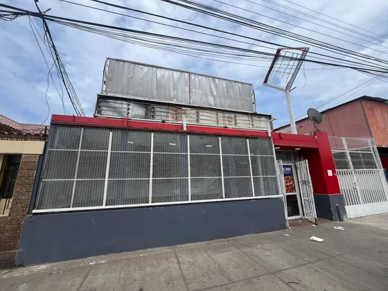  Se Arrienda Local Comercial En Pedro Aguirre Cerda 60 Uf, A