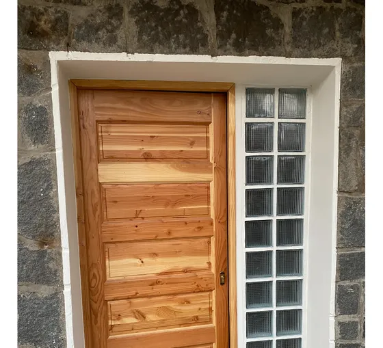 Hermosa Casa, Excelente  Barrios Ubicación, 30% Corretaje 