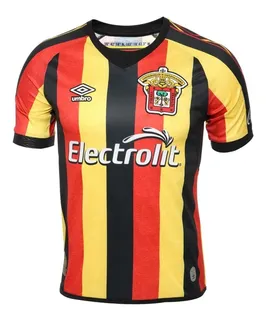 Playera de leon negra new arrivals