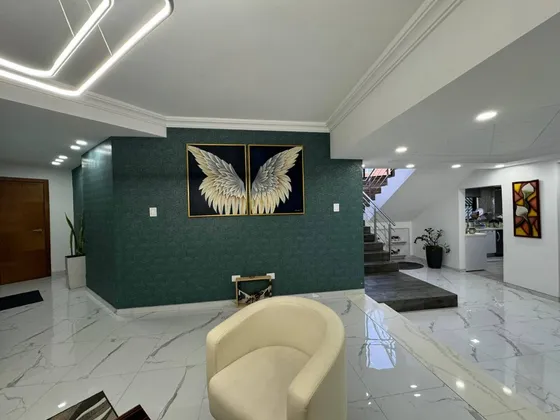 Annic Coronado Vende Exclusivo Dúplex En Resd. Esturión Trigaleña Alta Ref. 267636