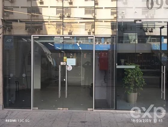 Local Comercial En Calle Holanda - Providencia 