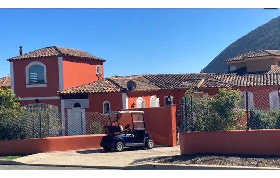 Excepcional Casa Estilo Provenzal Amoblada En Santa Augusta