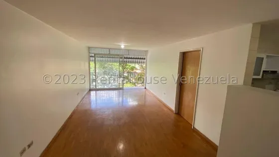 En Venta Estupendo Apartamerno En Las Mercedes, Mls  25-23787, Mjs