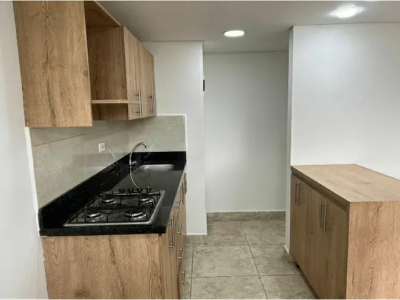 Venta De Apartamento En Sabaneta - Las Lomitas