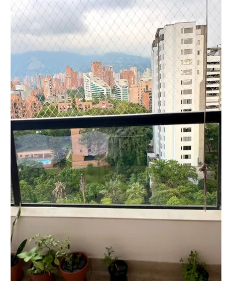 Vendo  Apartamento En El Poblado Patio Bonito Medellin