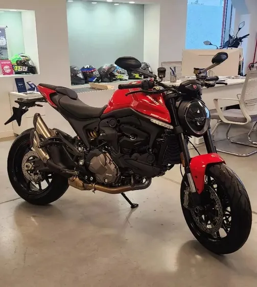Ducati Monster 937 - 100% Financiada - Tomamos Tu Usada