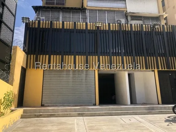 Excepcional Local Comercial De Dos Niveles En Alquiler De 224mts² En Colinas De Bello Monte 
