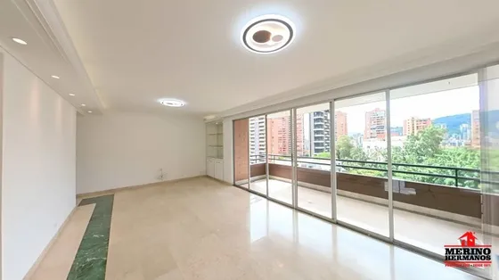 Apartamento En Arriendo En El Poblado. Cod A6115