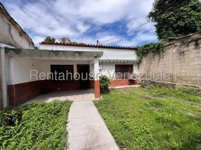 Gbf 25-8830 Vendo Cómoda Casa Zona Centro Llama Ya,