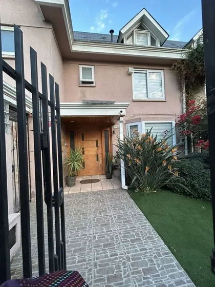 Espectacular Casa En Quilicura, Precio Conversable.