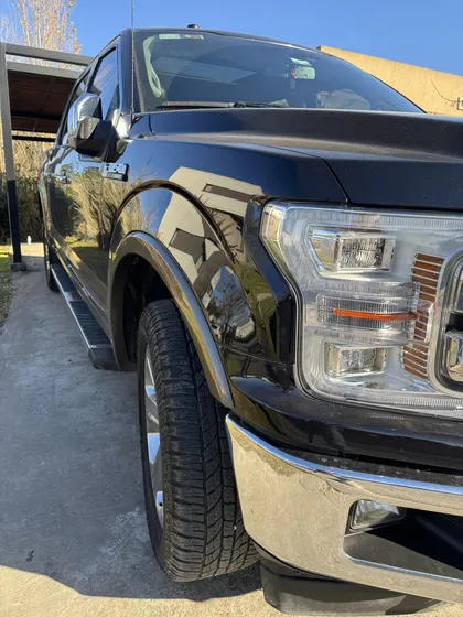 Ford F-150 5.0l V8 Lariat Luxury